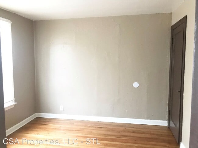 Building Photo - 2 br, 1 bath House - 3315 Rex Ave RIV-141