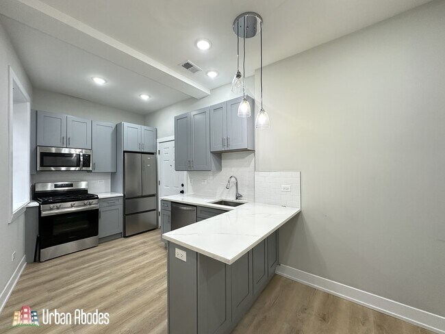 Foto del edificio - 445 W Belden Ave