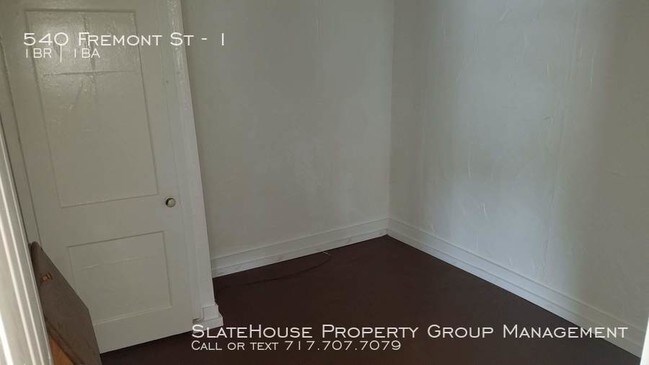 Foto del edificio - Remodeled One bedroom Apartment