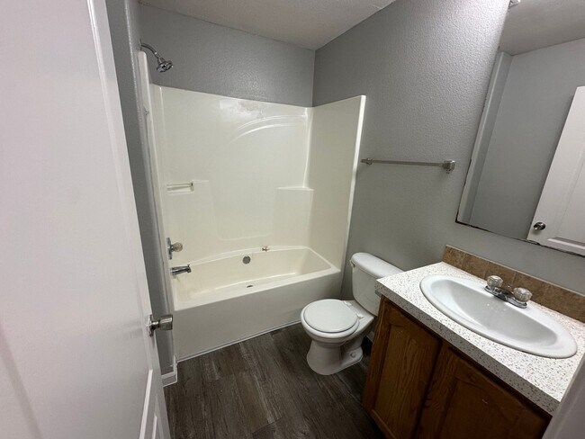 Foto del edificio - Aubrey Medows