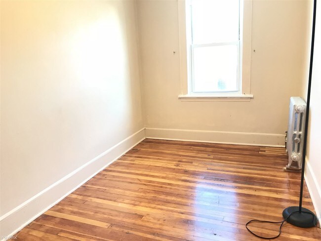 Building Photo - 3147 44th St