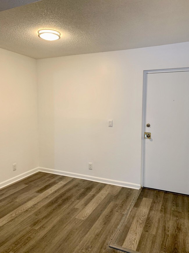 Building Photo - 480 NW 20th Street 114 Boca Raton Fl 33431