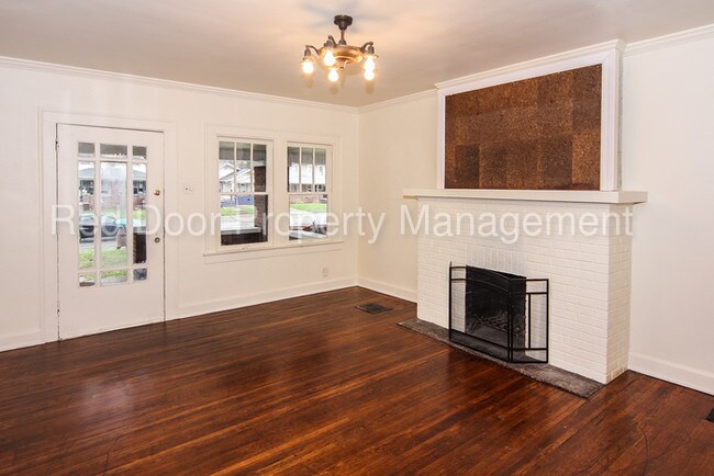 Foto del edificio - 4829 N College Ave