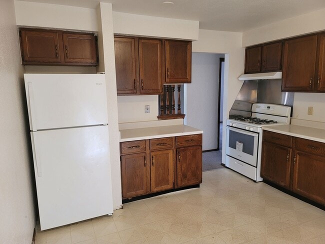Building Photo - 5730-5732 N. 94th Street
