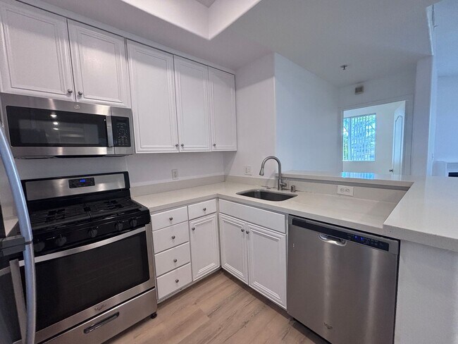 Interior Photo - 2245 Beverly Glen Blvd.