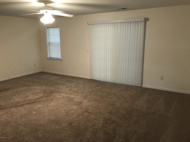 Foto del edificio - 5132 Greenville Loop Rd