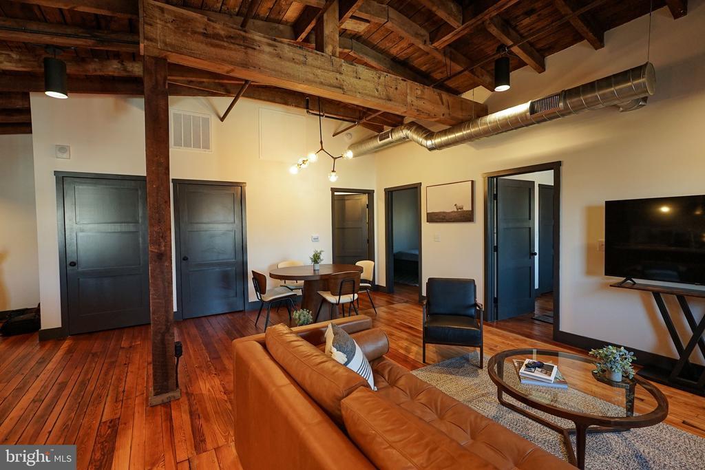 Foto principal - 437 W Grant St