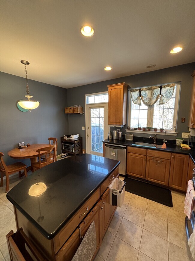 Foto del edificio - 25021 Justice Dr