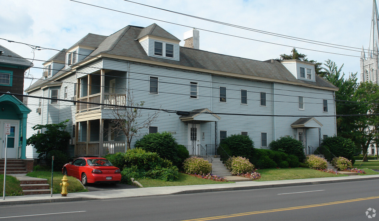 Building Photo - Sacred Heart Apartments