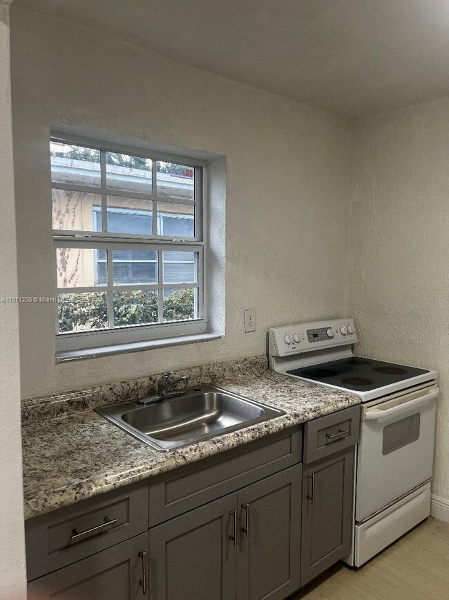 Building Photo - 3280 NW 51st St