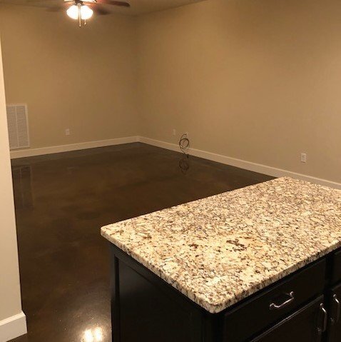 Foto del edificio - Spacious 3-Bed 2.5 Bath Townhome for Rent in Algood