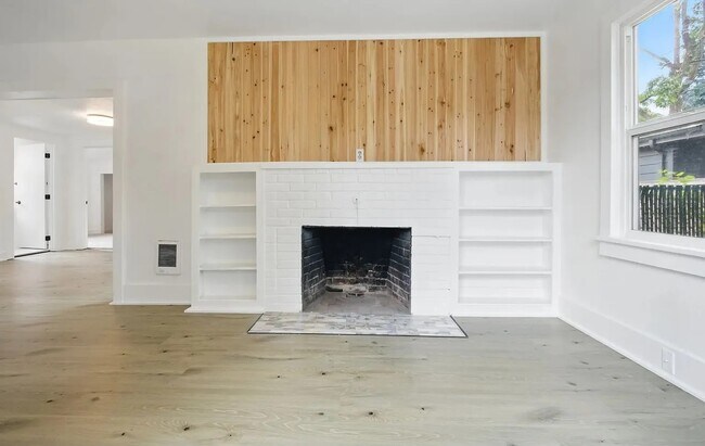 Foto del edificio - 2024 NE Highland St