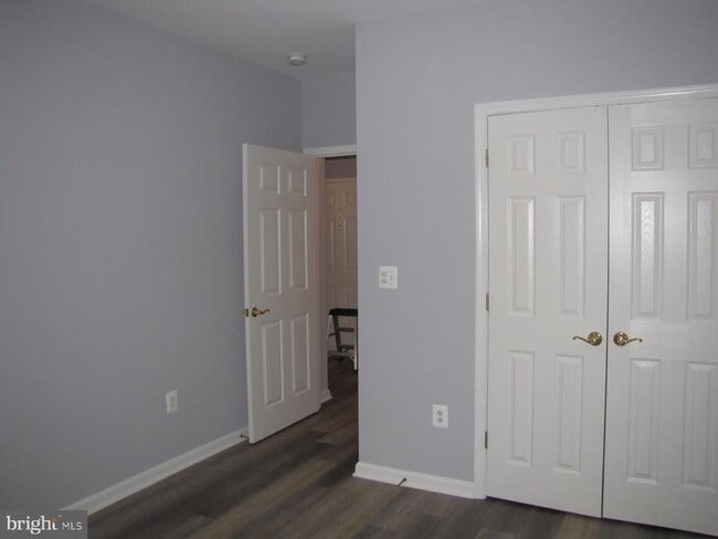Foto del edificio - 1851 Stratford Park Pl