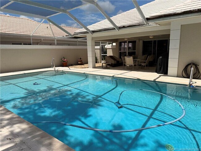 Foto del edificio - 2527 SW Brookwood Ln