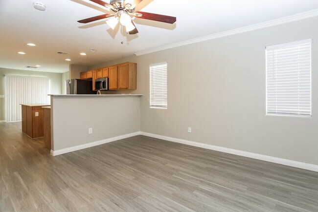 Foto del edificio - 9526 Grandview Spring Ave