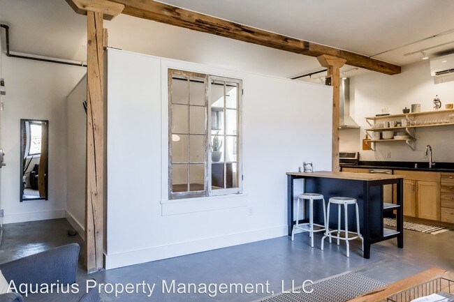 Building Photo - 1 br, 1 bath House - 273 Congress St Unit 1