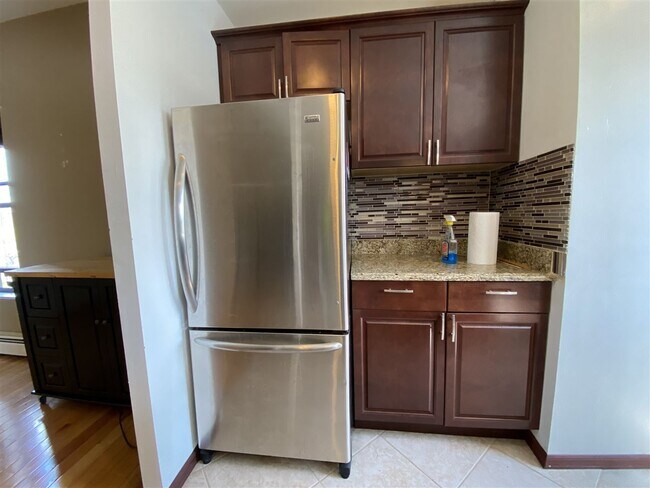 Foto del edificio - 201 Pavonia Ave