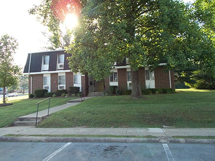 Building Photo - 1200 Hatcher Ln