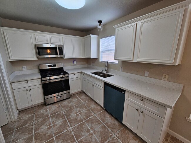 Building Photo - 1426 Cartwright Rd