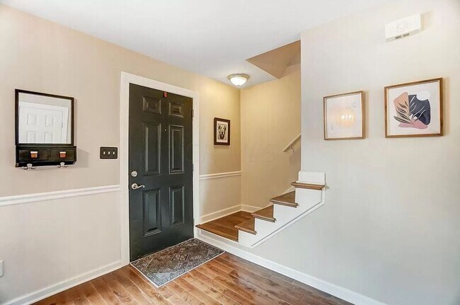 Foto del edificio - 2566 Shore Line Ln