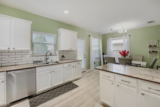 Building Photo - 12116 Walter Vaughn Dr