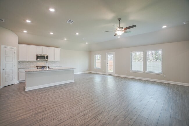 Foto del edificio - 17112 Coneflower Pl