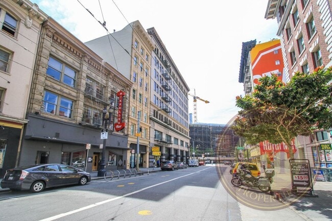 Building Photo - Downtown - 1 BR, 1 BA Condo, 769 Sq. Ft.  ...