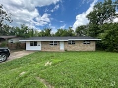 Building Photo - 1203 Crk