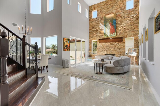 Foto del edificio - 4102 Artesa Dr