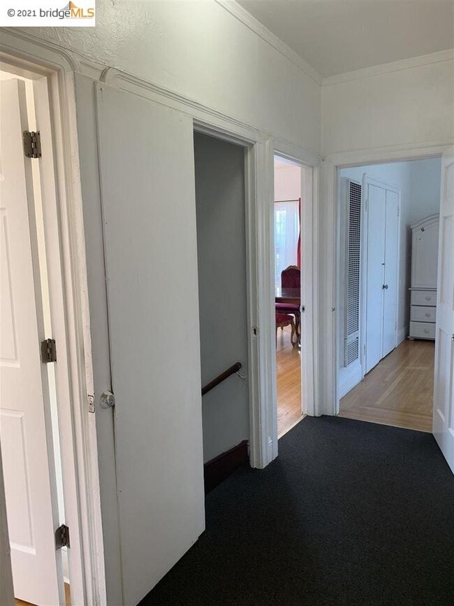 Foto del edificio - 2103 Emerson St