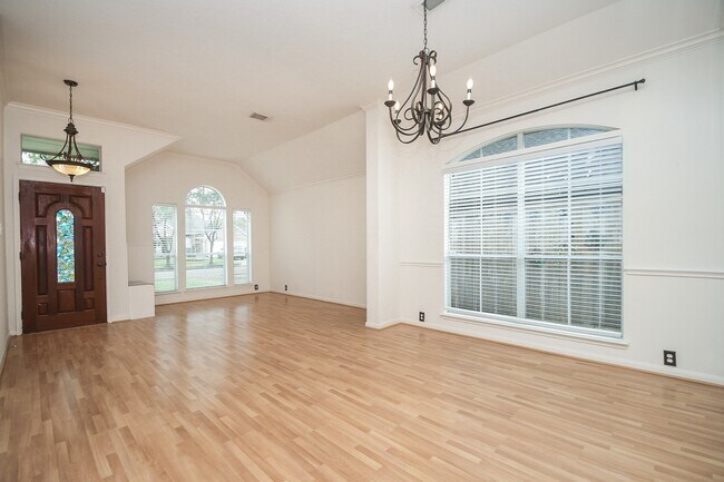 Foto del edificio - 6219 Fox Wind Ct