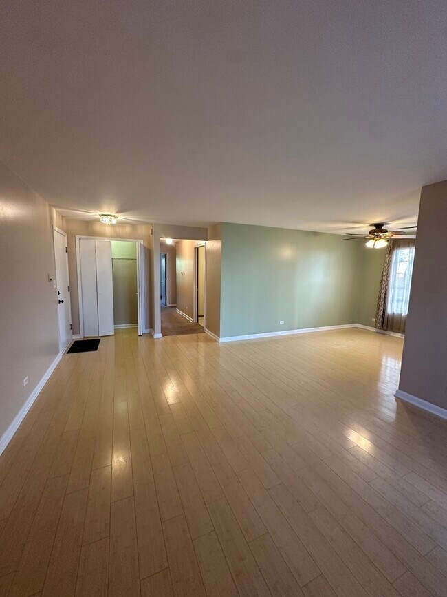 Foto del edificio - 311 Sheffield Ct