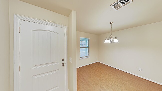 Foto del edificio - Very Nice 3 bedroom 2 bath home in MWC sch...