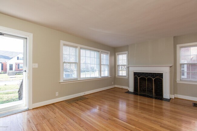 Foto del edificio - 505 Fairlawn Rd