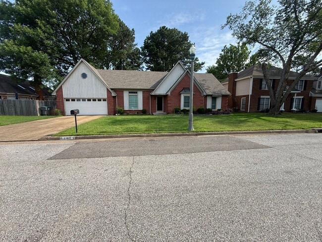 Photo - 8142 Creekside Cir S House