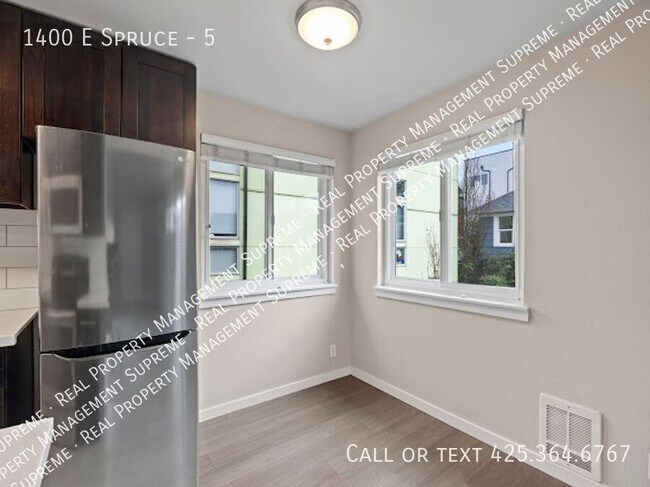 Foto del edificio - 1400 E Spruce-5