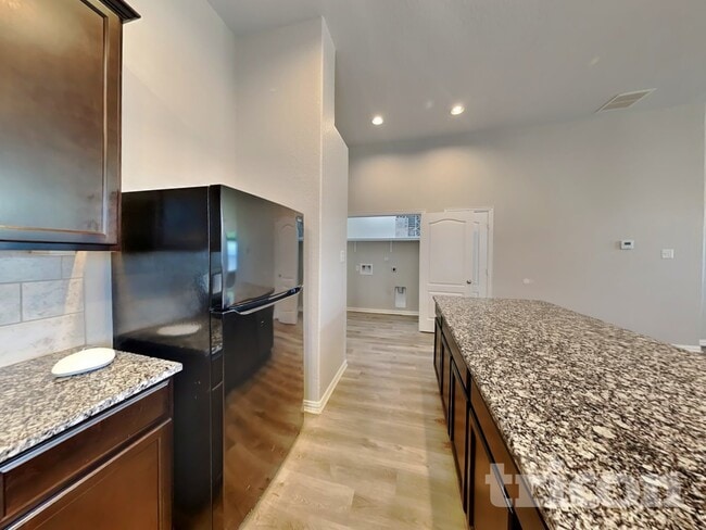 Building Photo - 7950 Headwaters Trail