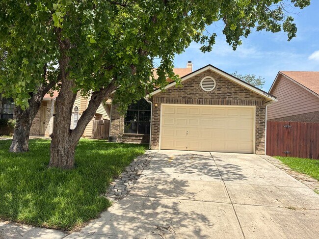 Building Photo - 9947 Echo Plain Dr