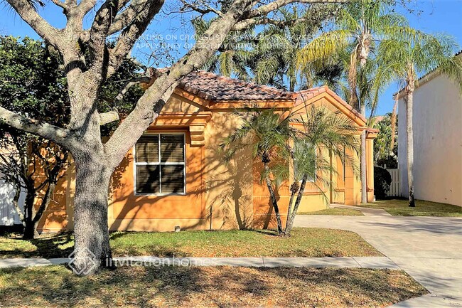 Foto del edificio - 6119 Oak Bluff Way