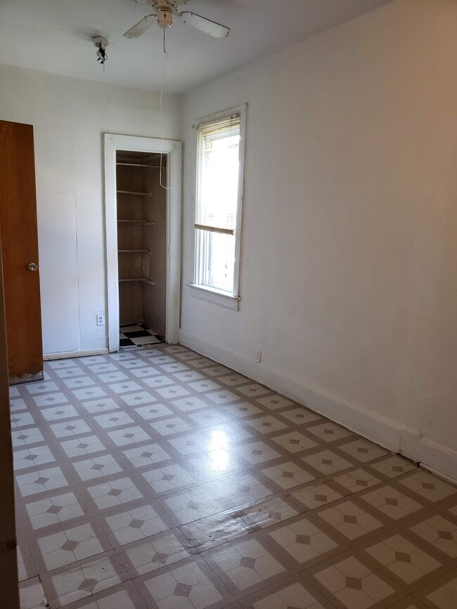 Foto del edificio - 3037 S Parnell Ave