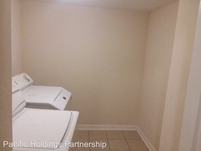 Building Photo - 3 br, 2 bath House - 121 Season Parkway