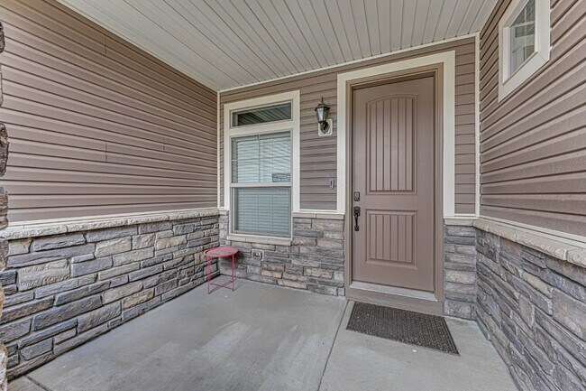 Foto del edificio - $4,795.00, 5 bed, 3.5 bath located in Denver.