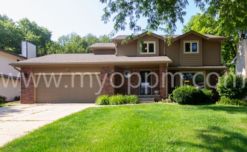Primary Photo - 11429 Sahler St