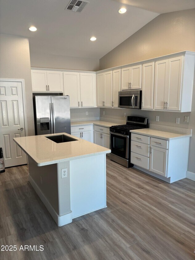 Foto del edificio - 23409 N 25th Terrace