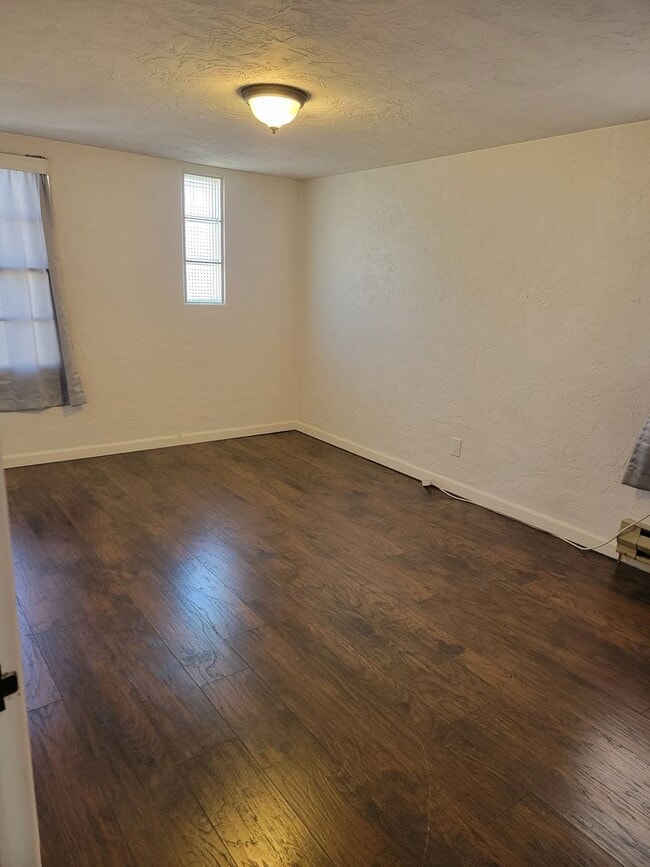 Foto del edificio - Charming upstairs 1 bedroom apartment
