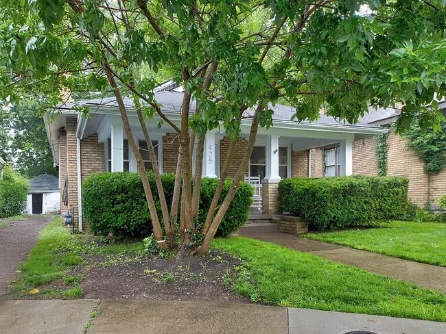 Building Photo - 425 Kentucky Ct