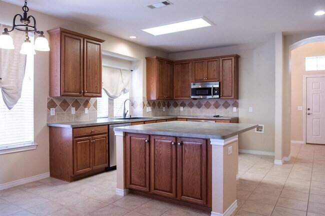 Foto del edificio - 11726 Forestbrook Dr