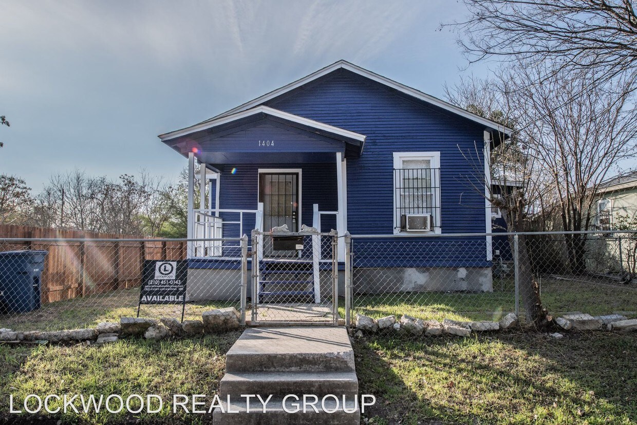 Foto principal - 3 br, 1 bath House - 1404 LAMAR ST