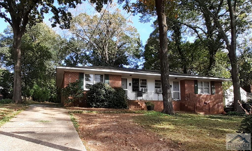 Primary Photo - 519 Castalia Ave