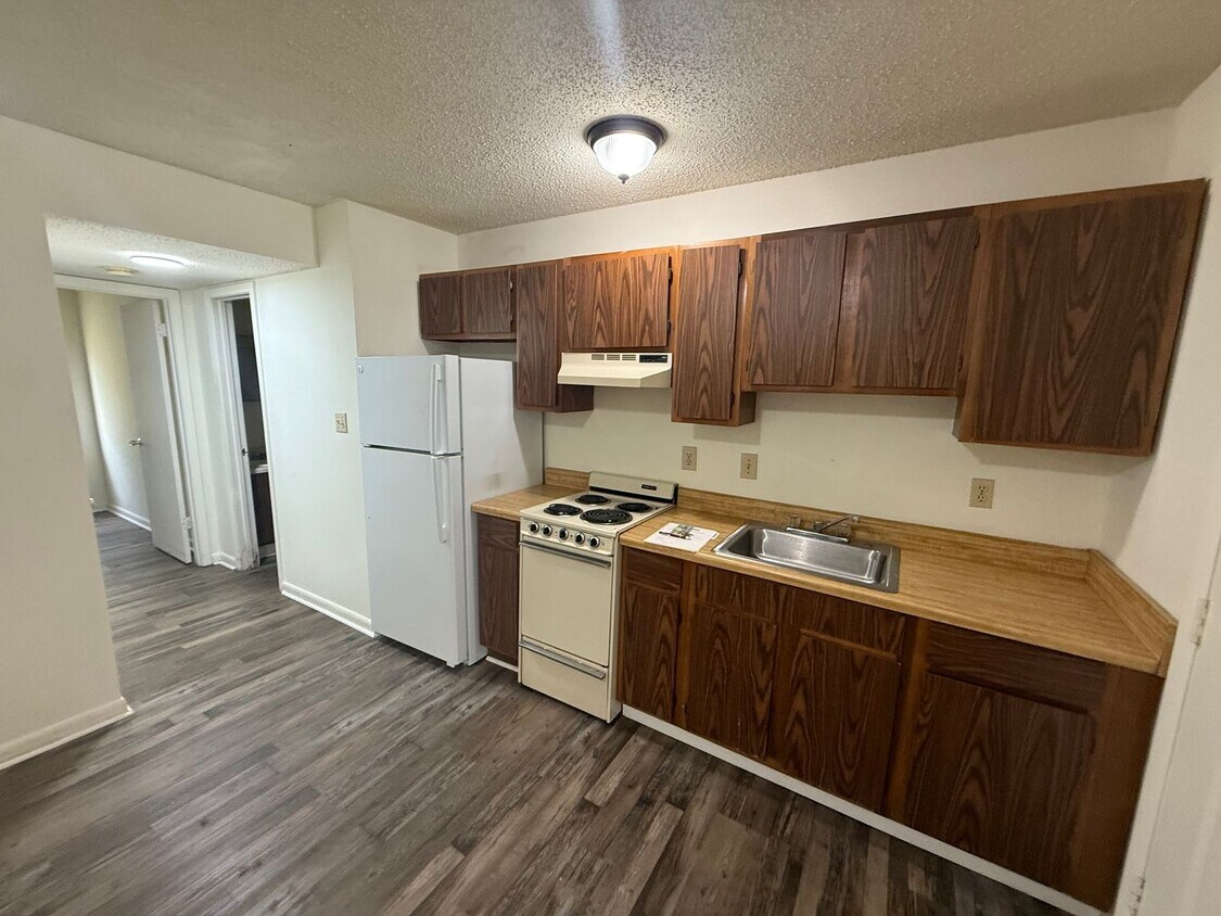 Foto del edificio - Apartment For Rent in Arab
